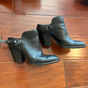 Dolce Vita Booties
